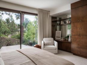 1279 Chateau Road, Pasadena CA 91105