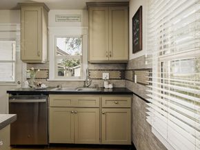 1892 N Marengo Avenue, Pasadena CA 91103