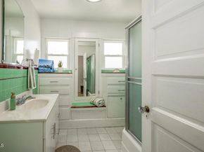 1139 N Heliotrope Drive, Los Angeles CA 90029