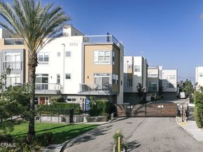 2753 Waverly Drive 302, Los Angeles CA 90039