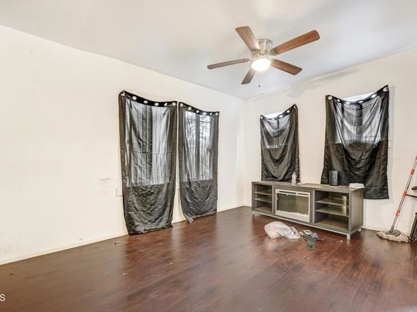 352 W 59th Place, Los Angeles CA 90003