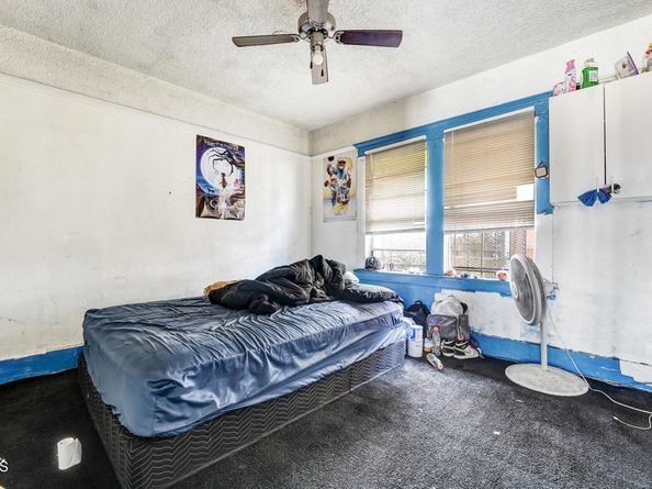 352 W 59th Place, Los Angeles CA 90003