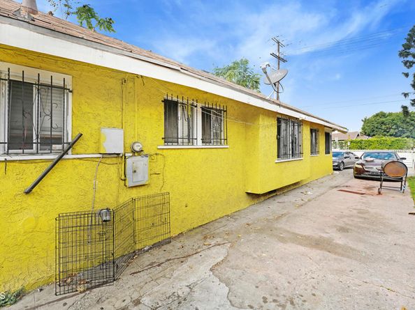 352 W 59th Place, Los Angeles CA 90003