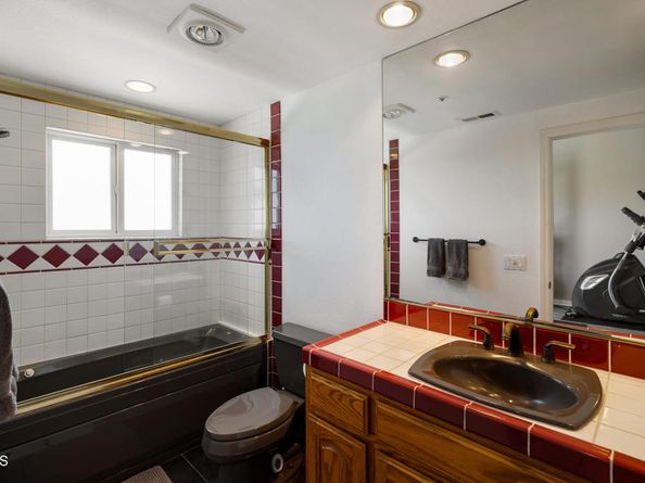 2954 Zane Grey Terrace, Altadena CA 91001