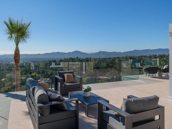 2954 Zane Grey Terrace, Altadena CA 91001