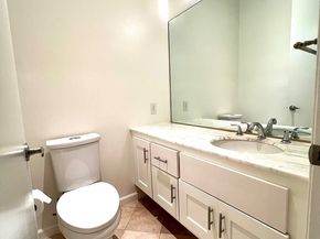 700 S Lake Avenue 111, Pasadena CA 91106