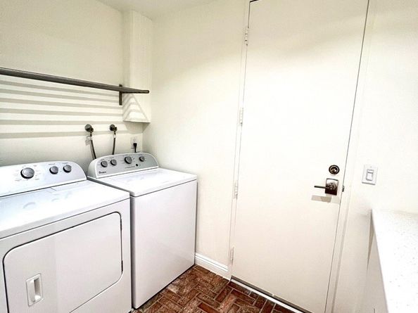 700 S Lake Avenue 111, Pasadena CA 91106