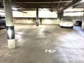 700 S Lake Avenue 111, Pasadena CA 91106