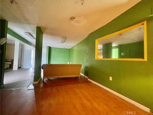 5609 E Beverly Boulevard, East Los Angeles CA 90022