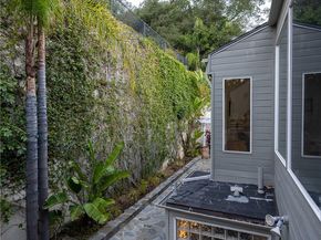 1833 Roscomare Road, Los Angeles CA 90077