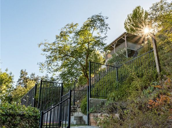 1833 Roscomare Road, Los Angeles CA 90077