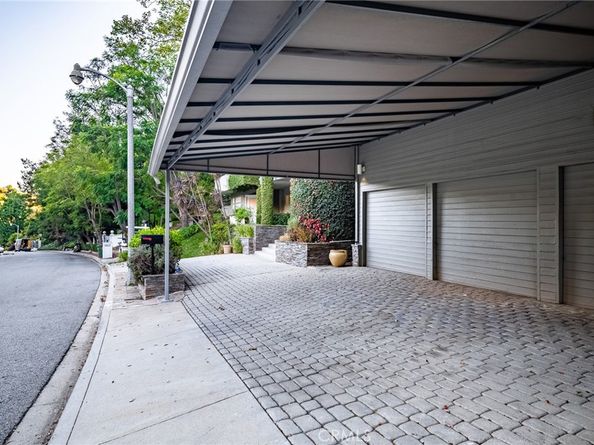 1833 Roscomare Road, Los Angeles CA 90077