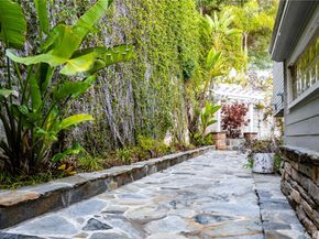 1833 Roscomare Road, Los Angeles CA 90077