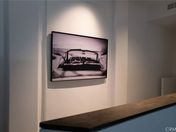 1833 Roscomare Road, Los Angeles CA 90077