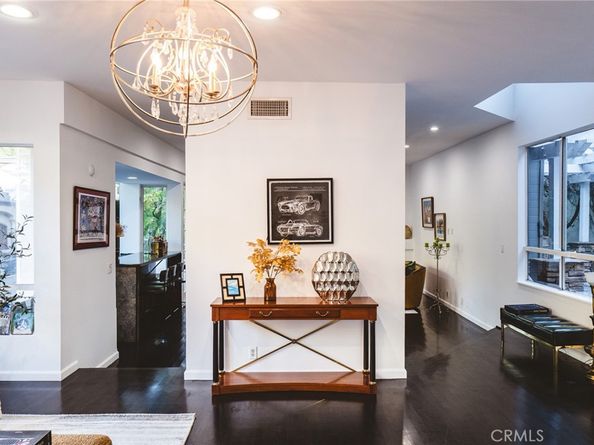 1833 Roscomare Road, Los Angeles CA 90077