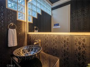 1833 Roscomare Road, Los Angeles CA 90077