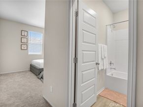 288 Lockhart Way, West Covina CA 91790