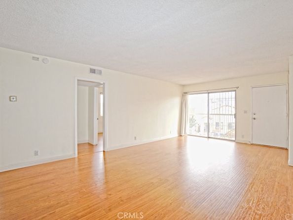 933 New Depot 6 & 7, Los Angeles CA 90012