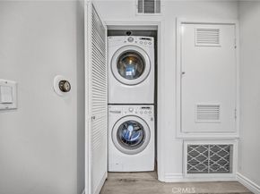 1133 S Hoover Street 314, Los Angeles CA 90006