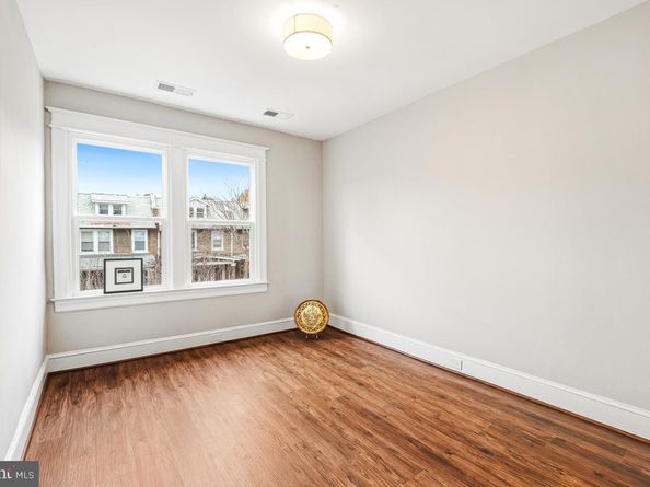 1526 Spring Place NW, Washington DC 20010