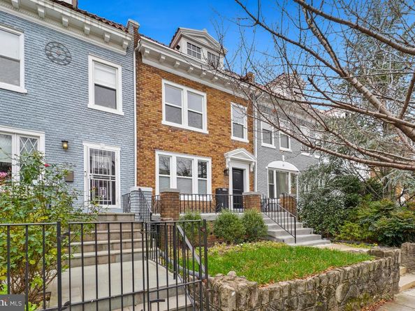 1526 Spring Place NW, Washington DC 20010