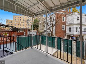1526 Spring Place NW, Washington DC 20010