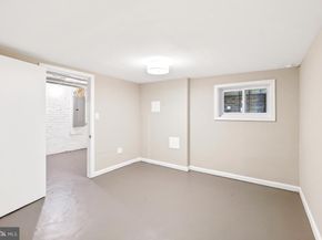 1526 Spring Place NW, Washington DC 20010