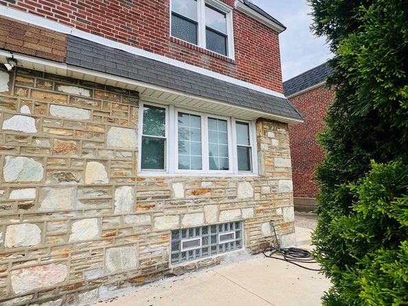 807 Brighton Street, Philadelphia PA 19111