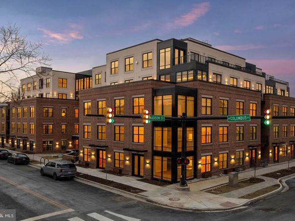 811 N Columbus Street 213, Alexandria VA 22314