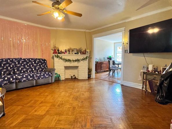 3032 Fanshawe Street, Philadelphia PA 19149
