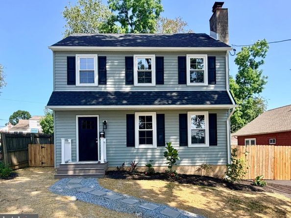 31 Berkley Road, Broomall PA 19008