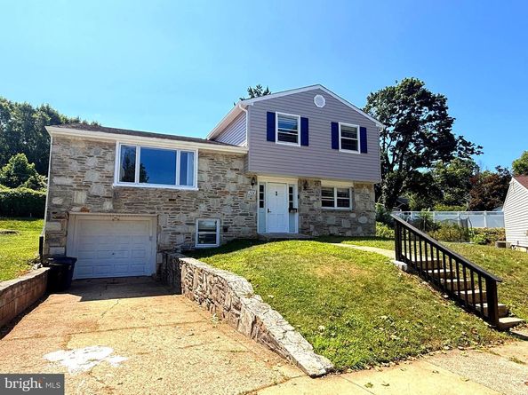 506 Pinewood Road, Philadelphia PA 19116