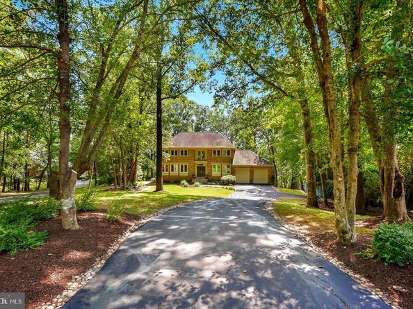 6700 Bonaventure Court, Bethesda MD 20817
