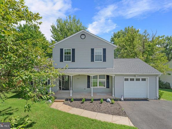 1465 Kingstream Drive, Herndon VA 20170