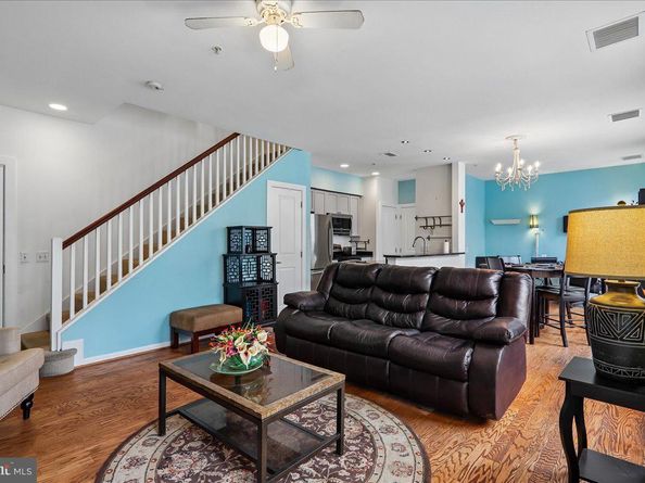 343 Cedar Street NW 316, Washington DC 20012