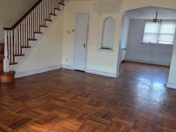3035 Glenview Street, Philadelphia PA 19149