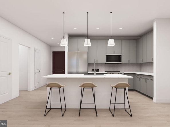 9475B Sprague Avenue 6, Fairfax VA 22031