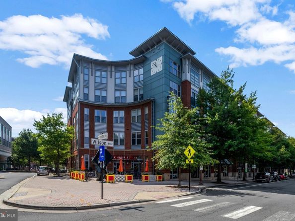 1800 Wilson Boulevard 330, Arlington VA 22201