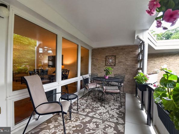 7527 Spring Lake Drive D2, Bethesda MD 20817