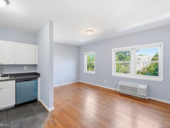 610 Longfellow Street NW 406, Washington DC 20011