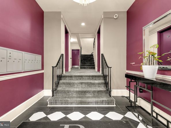 1726 17TH Street NW 102, Washington DC 20009
