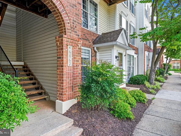 46862 Clarion Terrace 303, Sterling VA 20164