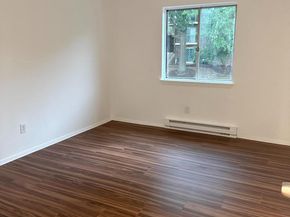 221 N Fillmore Avenue 6, Sterling VA 20164