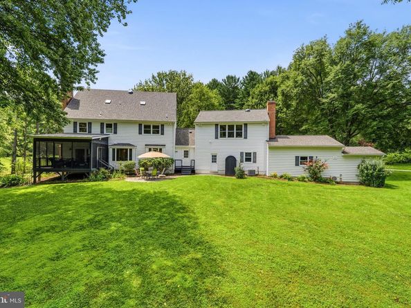 1441 Hunter View Farms, Vienna VA 22182
