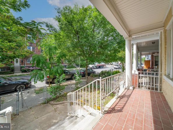 1371 Monroe NW, Washington DC 20010