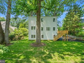 7825 Oldchester Road, Bethesda MD 20817