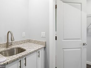 1905 E Harold Street, Philadelphia PA 19125
