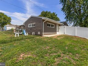 49 Meadow Lane, Levittown PA 19054
