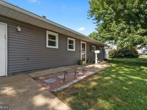 49 Meadow Lane, Levittown PA 19054