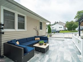 401 Maple Avenue, Philadelphia PA 19116